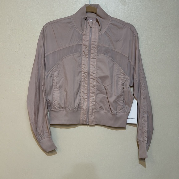 lululemon Serve It Jacket in Muse - Picture 7 of 11